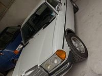 Gebraucht Mercedes E300 95 PS (69 kW) 1979 Weiß Limousine