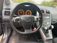 Gebraucht Toyota Auris 132 PS (97 kW) 2011 Grau Kleinwagen