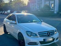Gebraucht Mercedes C180 154 PS (113 kW) 2011 Weiß Limousine