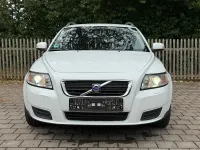 Gebraucht Volvo V50 109 PS (80 kW) 2009 Weiß Kombi