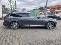 Gebraucht Volvo V90 Plus 197 PS (144 kW) 2024 Platinum grey / metallic Kombi