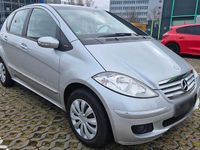 Gebraucht Mercedes A150 95 PS (69 kW) 2007 Silber Kleinwagen