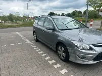 Gebraucht Hyundai i30 2011 Grau Kombi