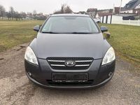 Second-hand Kia Ceed 116 CP (85 kW) 2008 Gri Hatchback