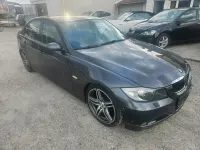 Gebraucht BMW 320 150 PS (110 kW) 2005 Grau Limousine