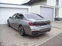Gebraucht BMW 760L 585 PS (430 kW) 2019 Donington grau metallic Limousine