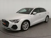 Używany Audi A3 S-Line 150 KM (110 kW) 2025 Biały Sedan/Limuzyna