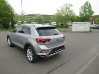 Second-hand VW T-Roc IQ Drive 150 CP (110 kW) 2024 Argintiu SUV
