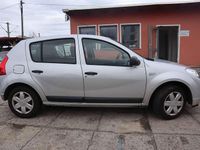 Gebraucht Dacia Sandero 75 PS (55 kW) 2009 Platingrau Kleinwagen