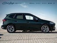 Gebraucht BMW 220 Active Tourer Performance 170 PS (125 kW) 2025 San remo green metallic Van / Kleinbus