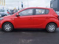 Gebraucht Hyundai i20 Edition 130 PS (95 kW) 2013 Rot Kleinwagen
