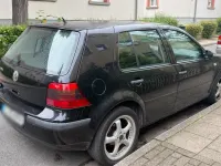 Gebraucht VW Golf IV 75 PS (55 kW) 2003 Schwarz Kleinwagen