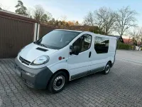 Second-hand Opel Vivaro 101 CP (74 kW) 2004 Alb Monovolum