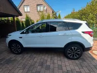 Gebraucht Ford Kuga 150 PS (110 kW) 2019 Weiß SUV