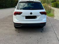 Gebraucht VW Tiguan Move 130 PS (95 kW) 2023 Weiß SUV