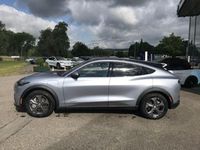 Gebraucht Ford Mustang Mach-E 197 kW (269 PS) 2023 Iced blue silver (silber) SUV