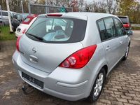 Gebraucht Nissan Tiida Acenta 126 PS (92 kW) 2008 Silber Limousine