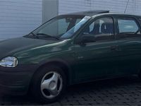 Gebraucht Opel Corsa 45 PS (33 kW) 1996 Grün Kleinwagen