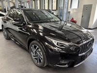 Gebraucht Infiniti Q30 Sport Tech 156 PS (114 kW) 2017 Schwarz Limousine