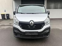 Gebraucht Renault Trafic 145 PS (106 kW) 2018 Silber Van / Kleinbus