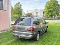 Usata VW Sharan 140 CV (102 kW) 2009 Grigio Monovolume