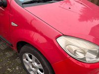 Gebraucht Dacia Sandero 75 PS (55 kW) 2010 Rot Limousine