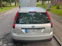 Gebraucht Ford Fiesta 69 PS (50 kW) 2002 Silber Kleinwagen