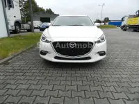 Używany Mazda 3 150 KM (110 kW) 2018 Biały Sedan/Limuzyna