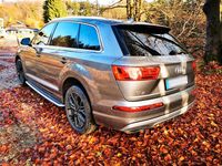 Gebraucht Audi Q7 Comfort 333 PS (244 kW) 2018 Grau SUV