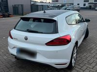 Gebraucht VW Scirocco 125 PS (91 kW) 2014 Weiß Coupé