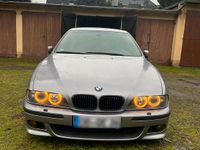Gebraucht BMW 523 170 PS (125 kW) 2005 Silber Limousine