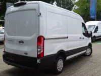 Gebraucht Ford Transit Trend 131 PS (96 kW) 2024 Weiß Van