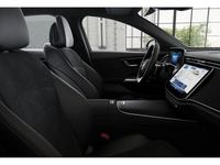 Gebraucht Mercedes E300 AMG 313 PS (230 kW) 2025 Grau Limousine