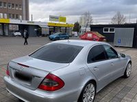 Gebraucht Mercedes E320 224 PS (164 kW) 2007 Silber Limousine