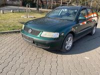 Gebraucht VW Passat 116 PS (85 kW) 1999 Grün Kombi