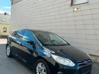 Gebraucht Ford Focus 150 PS (110 kW) 2011 Schwarz Kleinwagen