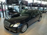 Gebraucht Mercedes E220 Elegance 170 PS (125 kW) 2010 Blau Limousine