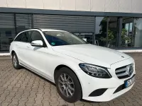 Gebraucht Mercedes C220 194 PS (142 kW) 2019 Weiß Limousine