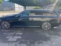 Gebraucht Mercedes E400 340 PS (250 kW) 2018 Ung. schwarz  unilack Kombi