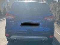 Gebraucht Ford Kuga 150 PS (110 kW) 2016 Blau SUV
