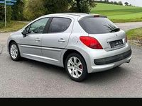 Gebraucht Peugeot 207 109 PS (80 kW) 2009 Limousine