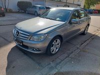 Gebraucht Mercedes C180 156 PS (114 kW) 2009 Grau Limousine