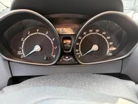 Second-hand Ford B-MAX 100 CP (73 kW) 2014 Albastru Monovolum