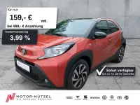 Neu Toyota Aygo X 72 PS (52 kW) 2025 Rot SUV