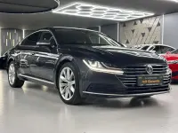 Gebraucht VW Arteon Elegance 190 PS (139 kW) 2018 Mangangrau metallic Kleinwagen