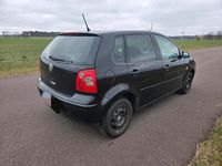 Gebraucht VW Polo 64 PS (47 kW) 2004 Schwarz Kleinwagen