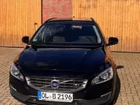 Gebraucht Volvo V60 Momentum 150 PS (110 kW) 2016 Blau Kombi