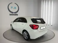 Gebraucht Mercedes A180 122 PS (89 kW) 2014 Weiß Limousine
