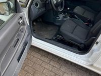 Gebraucht Mitsubishi Colt 75 PS (55 kW) 2012 Weiß Kleinwagen