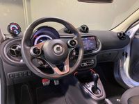 Gebraucht Smart ForFour Electric Drive Pulse 60 kW (82 PS) 2021 Weiß Limousine